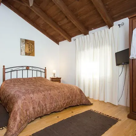 Lovely Stone With Private Garden And Terrace * Pula