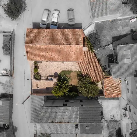 Lovely Stone With Private Garden And Terrace Holiday home *